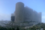 Unser häufigster Anblick - das Castell del Montgrí im Nebel.