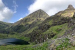 Carrauntoohil und Hag’s Tooth fast im Sonnenschein leider erst beim Abstieg.